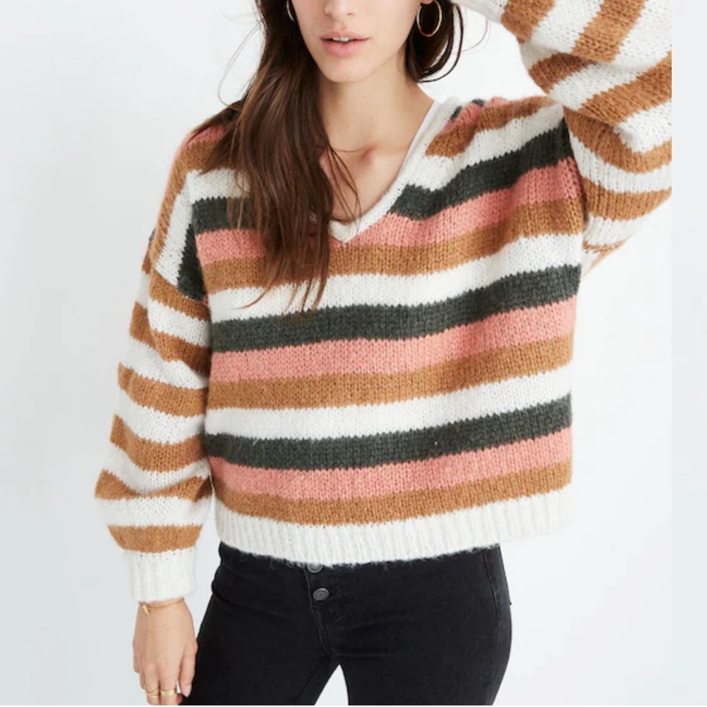 Madewell balloon sleeve V-Neck Sweater in pearl white Size XL